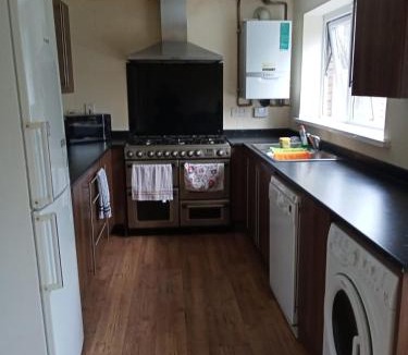 Hatfield House | Highly Comfortable Home