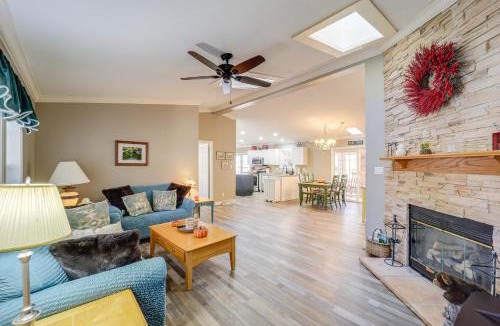Charter Hills House | Hike and Bike in Beech Mtn Resort Pet-Friendly Home