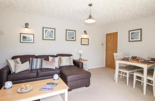 West Lulworth House | Hill View