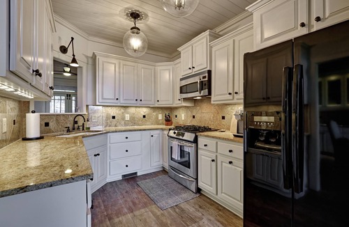 Highlands Hills House | Hillside Terrace - Mountain Getaway Close to town Highlands NC