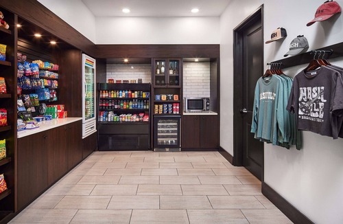 Rutledge Hill Hotel | Hilton Garden Inn Nashville Downtown/Convention Center