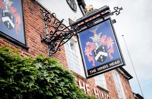 Aldermaston Hotel | Hinds Head