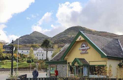Llanberis House | Hirfron