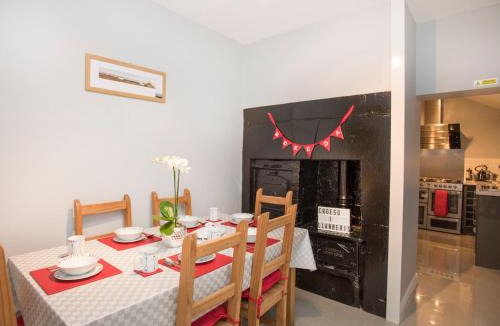Llanberis House | Hirfron