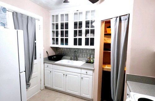 Norfolk House | Historic Colonial Place by the River