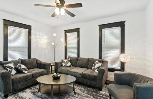 Elizabeth City House | Historic Elegance in the Heart of Elizabeth City home