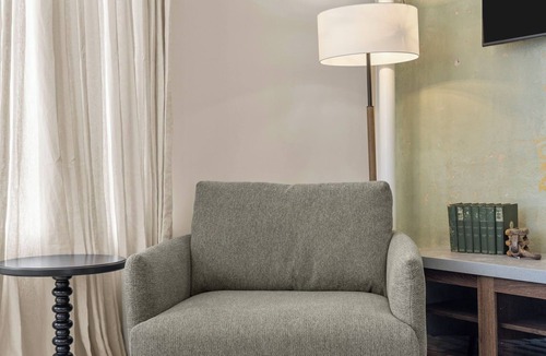 Washington Apartment | Historic Millworks Suite At The West Main - Elevator Access