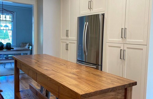 Summerville House | Historic Rental in Beautiful Summerville.