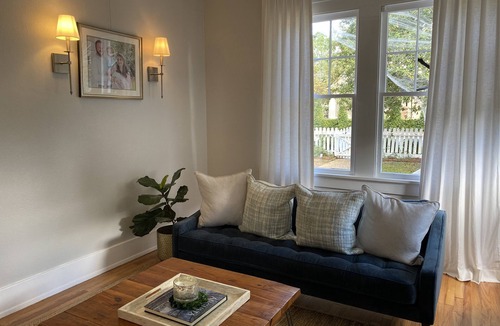 Summerville House | Historic Rental in Beautiful Summerville.