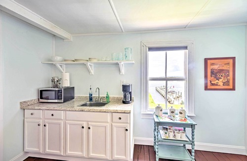 Swansboro Apartment | Historic Swansboro Studio w/Intracoastal View!