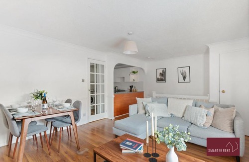 Hitchin Apartment | Hitchin - 2 Bedroom Maisonette