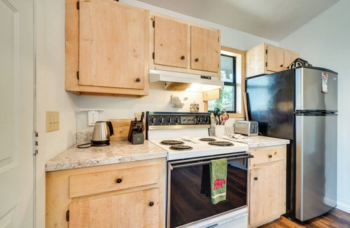 Unaka Cabin | Hiwassee Lake Cabin Near Orchards & Fall Festivals