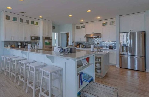 Holden Beach House | Hobbs Realty - “Sea'z The Dream” | Luxury Home w/Elevator, Hot Tub & Private Pool