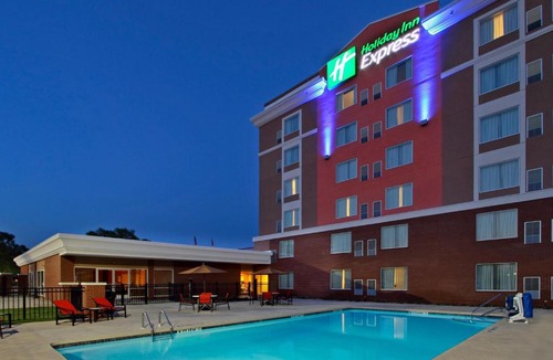 Downtown Hotel | Holiday Inn Express Augusta Downtown by IHG