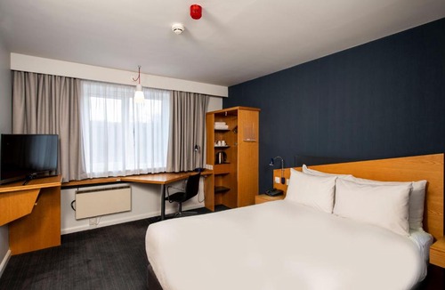 Clyst St Mary Hotel | Holiday Inn Express Exeter East by IHG