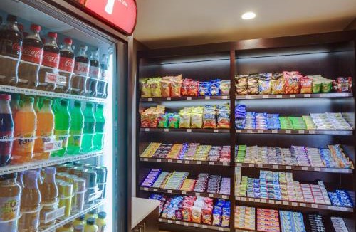 Mebane Hotel | Holiday Inn Express Hotel & Suites Mebane by IHG