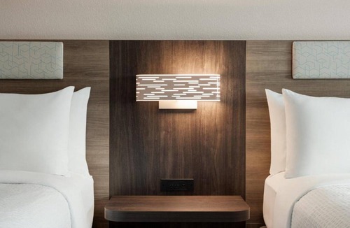 Gunter Afs Hotel | Holiday Inn Express Montgomery - East I-85 by IHG