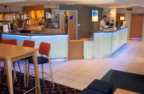 Perth Hotel | Holiday Inn Express Perth by IHG