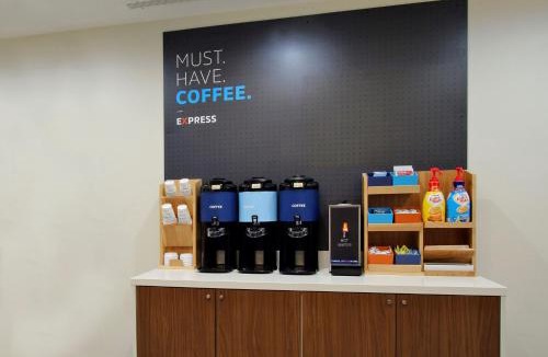 Morrisville Hotel | Holiday Inn Express Raleigh-Durham Airport by IHG