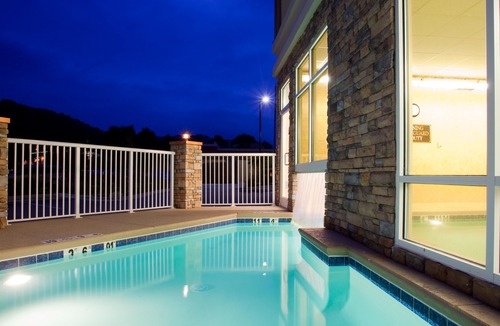 Asheville Hotel | Holiday Inn Express & Suites Asheville Downtown, an Ihg Hotel