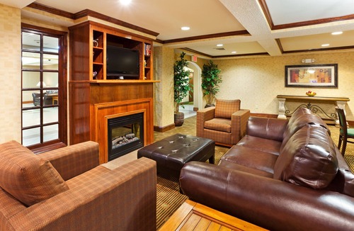 Reidsville Hotel | HOLIDAY INN EXPRESS & SUITES REIDSVILLE by IHG