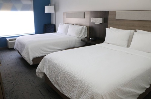 Albemarle Hotel | Holiday Inn Express & Suites Albermarle by IHG
