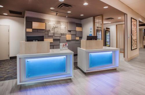 Asheboro Hotel | Holiday Inn Express & Suites - Asheboro by IHG