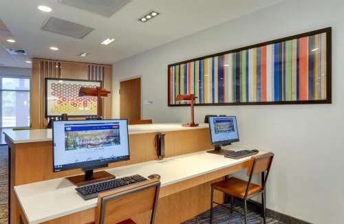 Clemmons Hotel | Holiday Inn Express & Suites - Winston - Salem SW - Clemmons by IHG