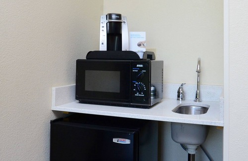 Durham Hotel | Holiday Inn Express & Suites Raleigh Durham Airport at RTP by IHG