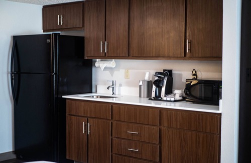 Concord Hotel | Holiday Inn Express & Suites Charlotte-Concord-I-85 by IHG