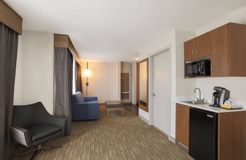 North Raleigh Hotel | Holiday Inn Express & Suites Raleigh North - Wake Forest by IHG