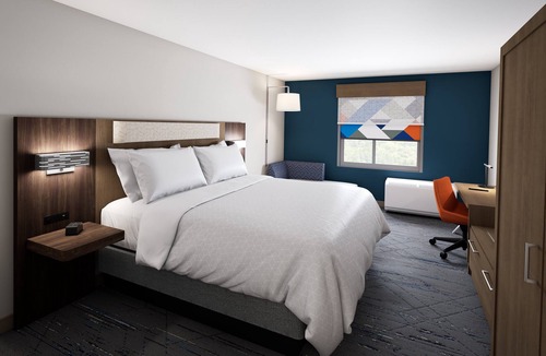 Kernersville Hotel | Holiday Inn Express and Suites Kernersville South by IHG