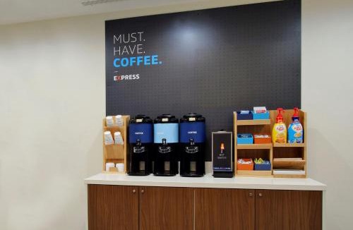 Wilson Hotel | Holiday Inn Express Wilson I-95 by IHG