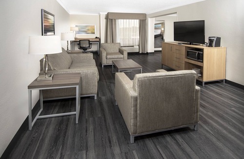 Greenville Hotel | Holiday Inn Greenville by IHG