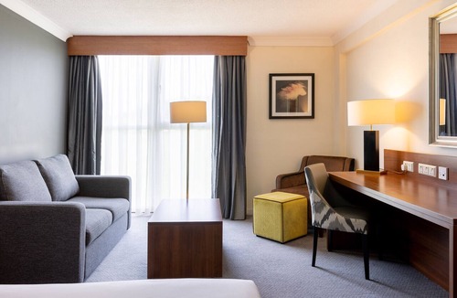 Seaton Burn Hotel | Holiday Inn Newcastle - Gosforth Park by IHG