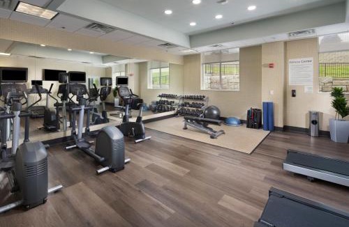 Skyland Hotel | Holiday Inn & Suites Arden - Asheville Airport by IHG