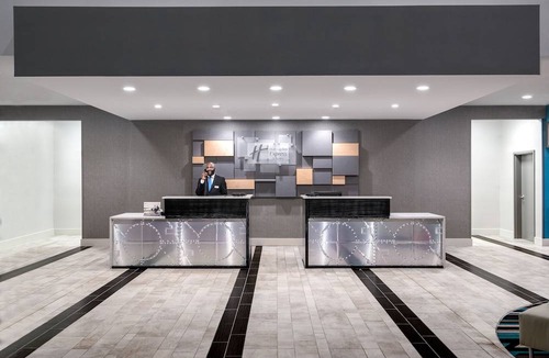 Toddville Road Hotel | Holiday Inn Express & Suites Charlotte Airport, an IHG Hotel