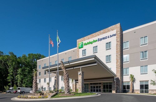 Toddville Road Hotel | Holiday Inn Express & Suites Charlotte Airport, an IHG Hotel