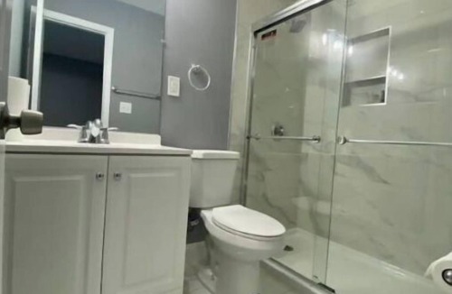 Newport News House | Home away from home
