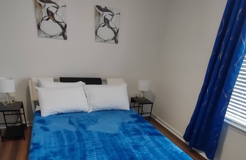 Cary Apartment | Home by the Lake