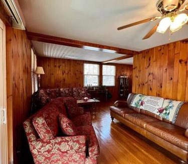 Newland Villa | Home in Newland