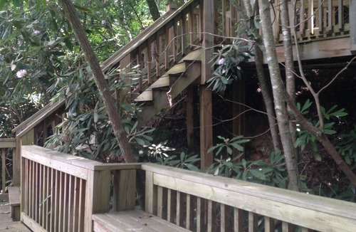 The Arbor House | Home on the shores of Lake James in Gated Arbors Community