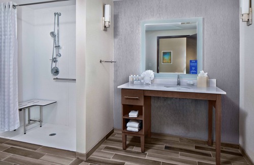 Greensboro Hotel | Homewood Suites by Hilton Greensboro Wendover, NC