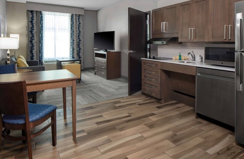 Greensboro Hotel | Homewood Suites by Hilton Greensboro Wendover, NC