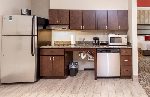 Charlotte Hotel | Homewood Suites by Hilton Charlotte Ballantyne, NC