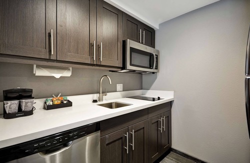 Southwest Raleigh Hotel | Homewood Suites by Hilton Raleigh Cary I-40