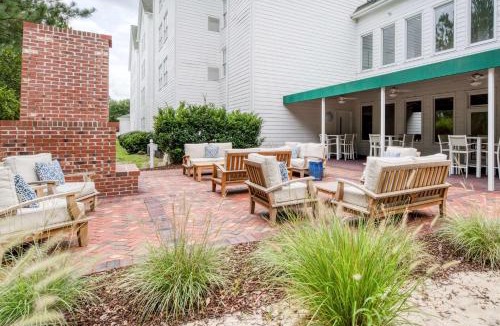 Taylortown Hotel | Homewood Suites by Hilton Olmsted Village