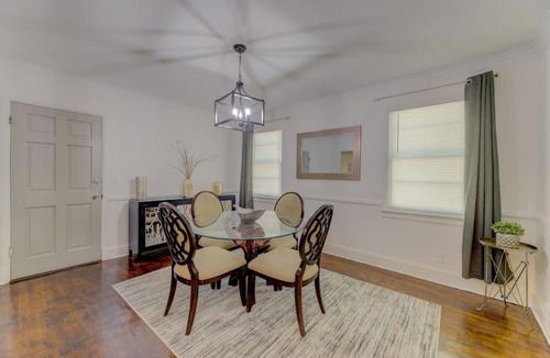 Columbia Apartment | Homey 3BD Columbian Getaway
