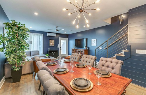 East Nashville Villa | Honky Tonk Hideaway with Rooftop Deck & Game Room!