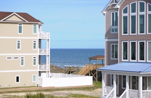 Surf City House | Hoos at the Beach - Lovely 4 BR Sea Star Village Townhouse; Ocean View!